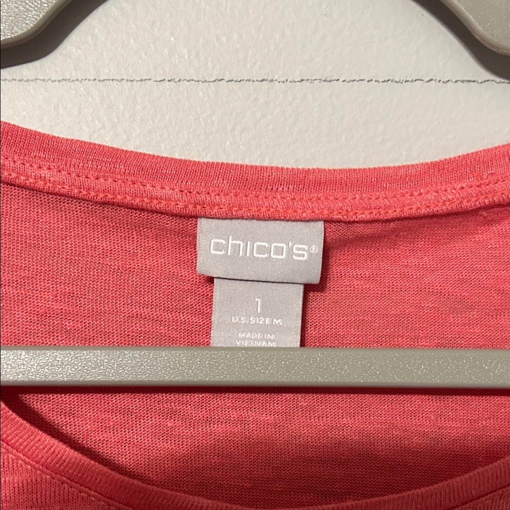 Chico's Strawberry Blush Short Sleeve top. Size one(medium)100% linen. NWT - Picture 2 of 10
